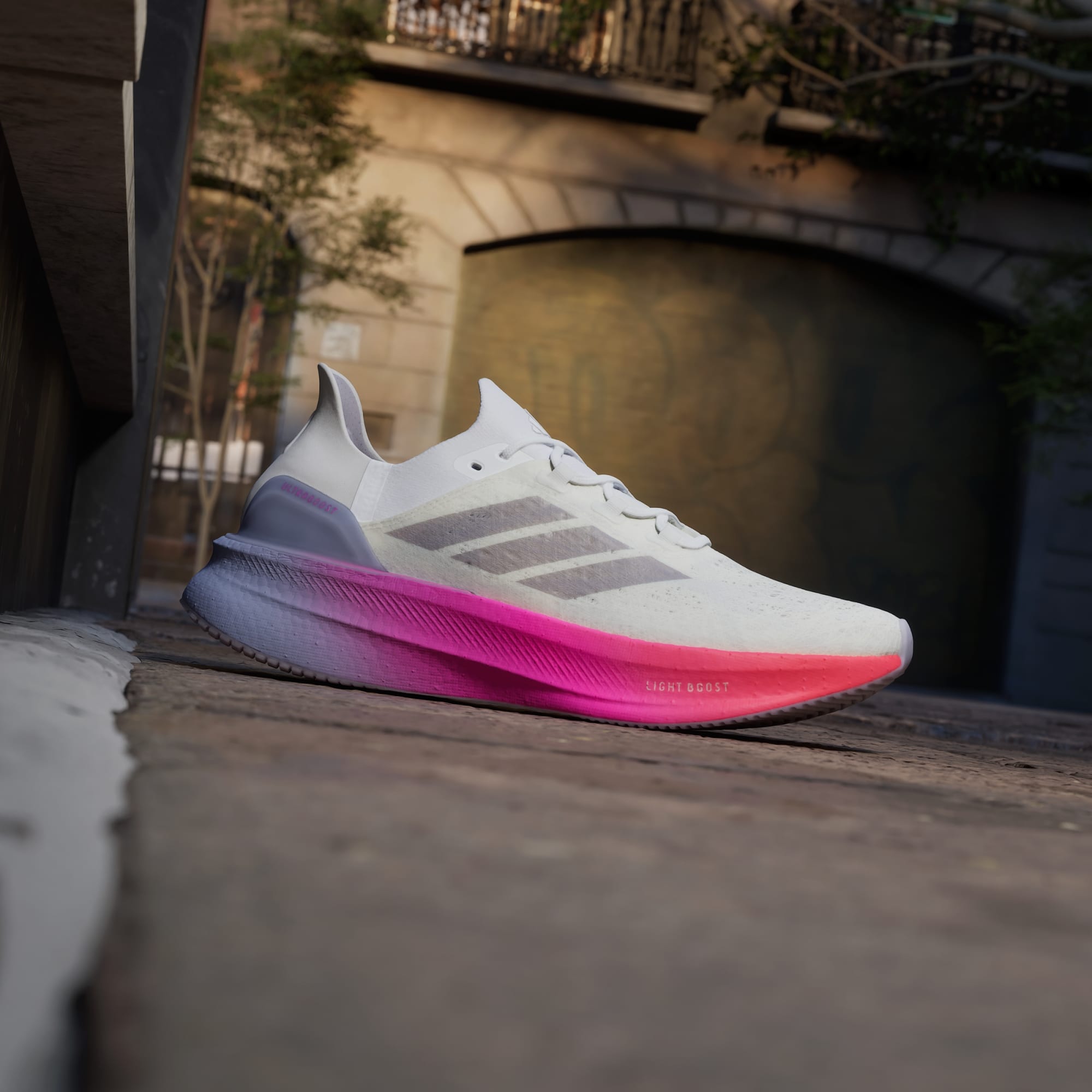 Adidas Ultraboost 5 Strung